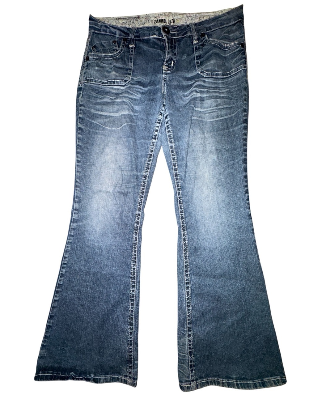 Zanadi VTG Y2K Women’s Bell Bottom Flare Denim Jeans. Juniors Size 15.